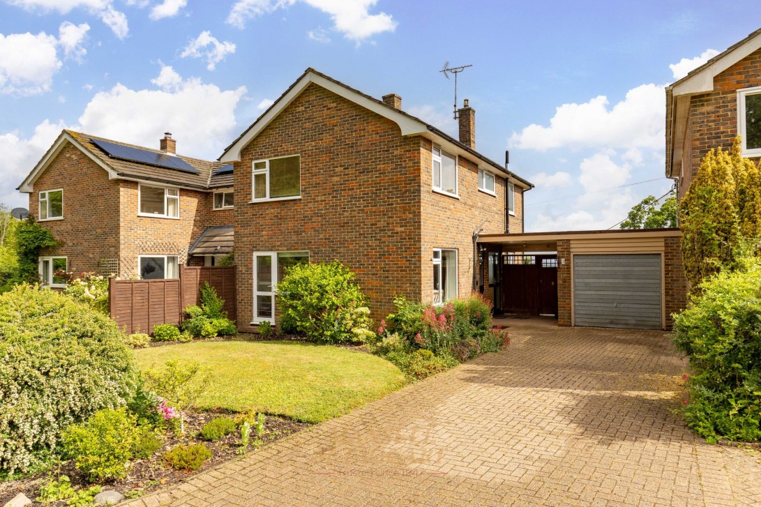 Photo of 3 Bulldog Bank Top Road, East Grinstead