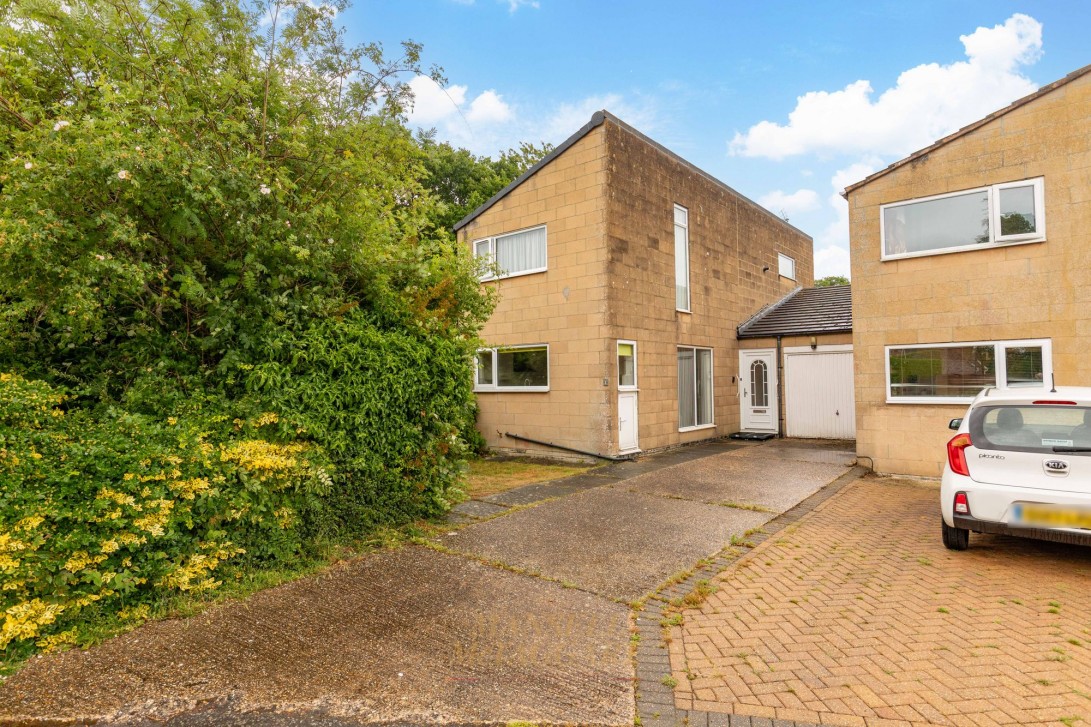Photo of 1 Sharon Close, Crawley