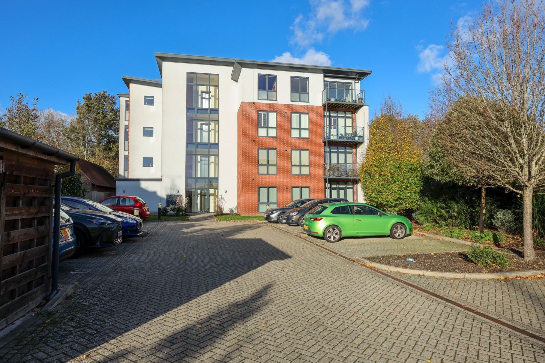 Photo of 4 Osborne House, Burgess Hill