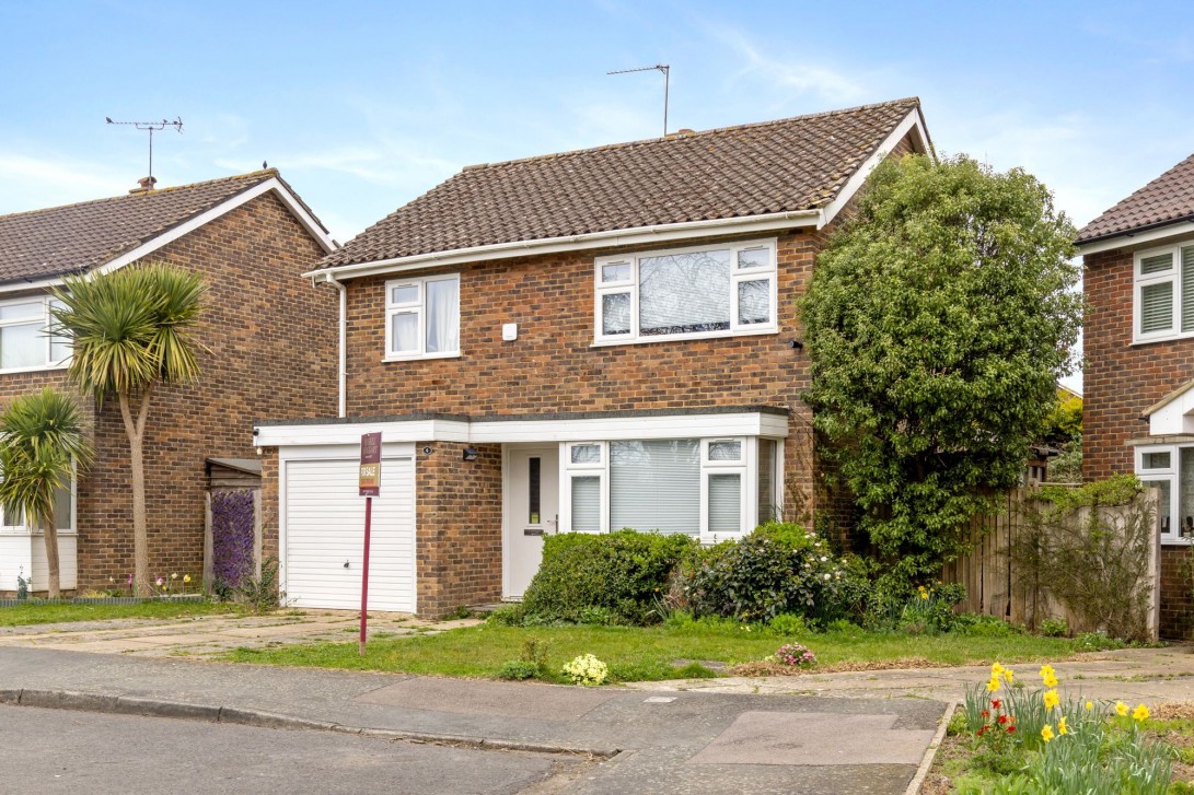 Photo of 4 Carpenters, Billingshurst