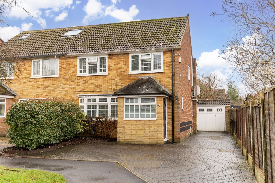 Photo of 20 Browning Close, Crawley