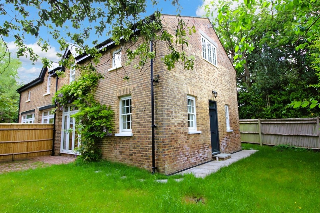 Photo of 118 Lewes Road, Haywards Heath