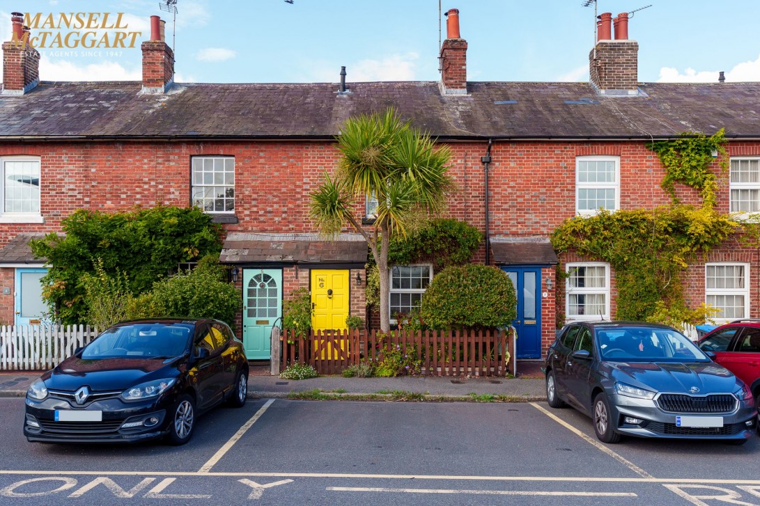 Photo of 6 Station Cottages Station Approach West, Hassocks