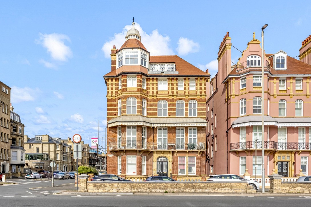 Photo of Basement Flat, Hove