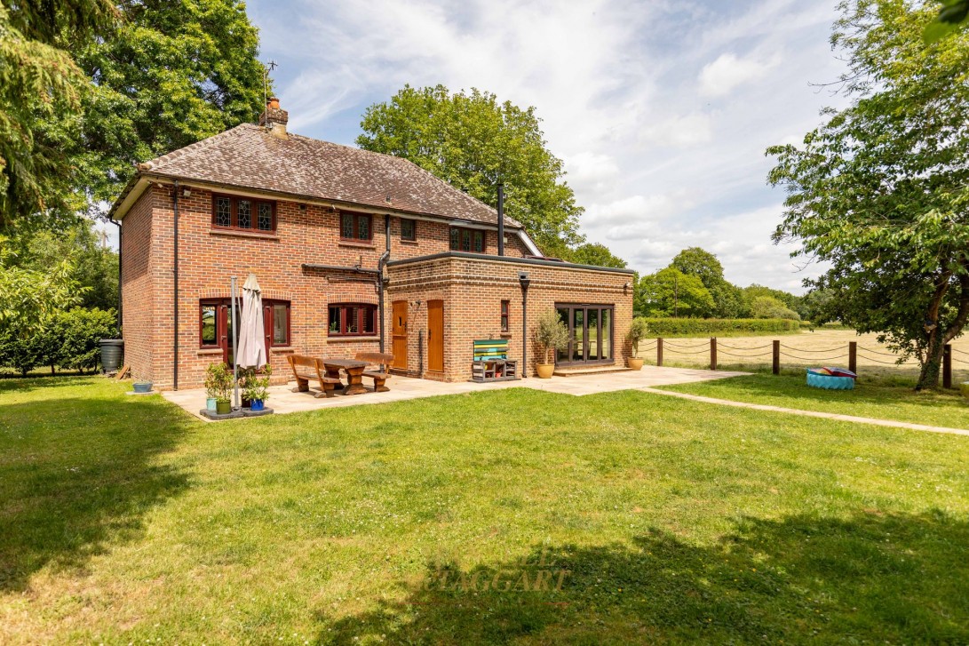 Photo of Ravendell Horley Road, Horley