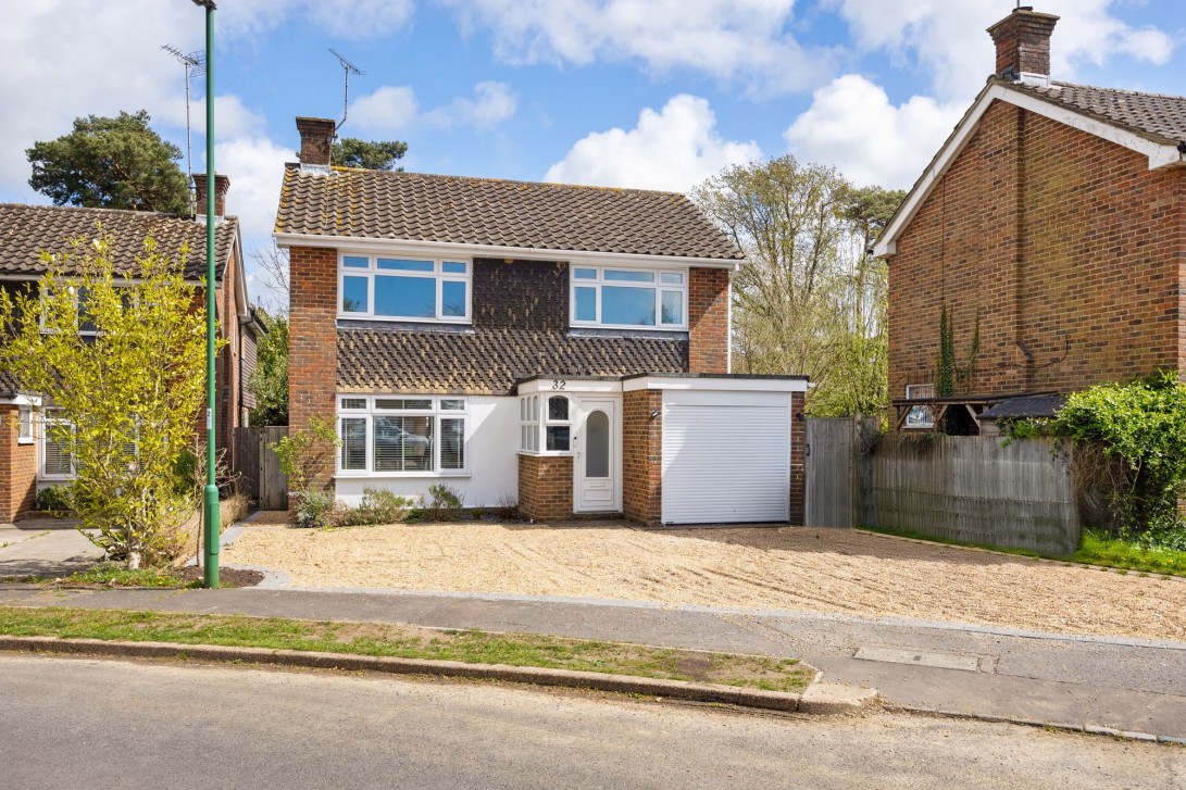 Photo of 32 Fir Tree Way, Hassocks