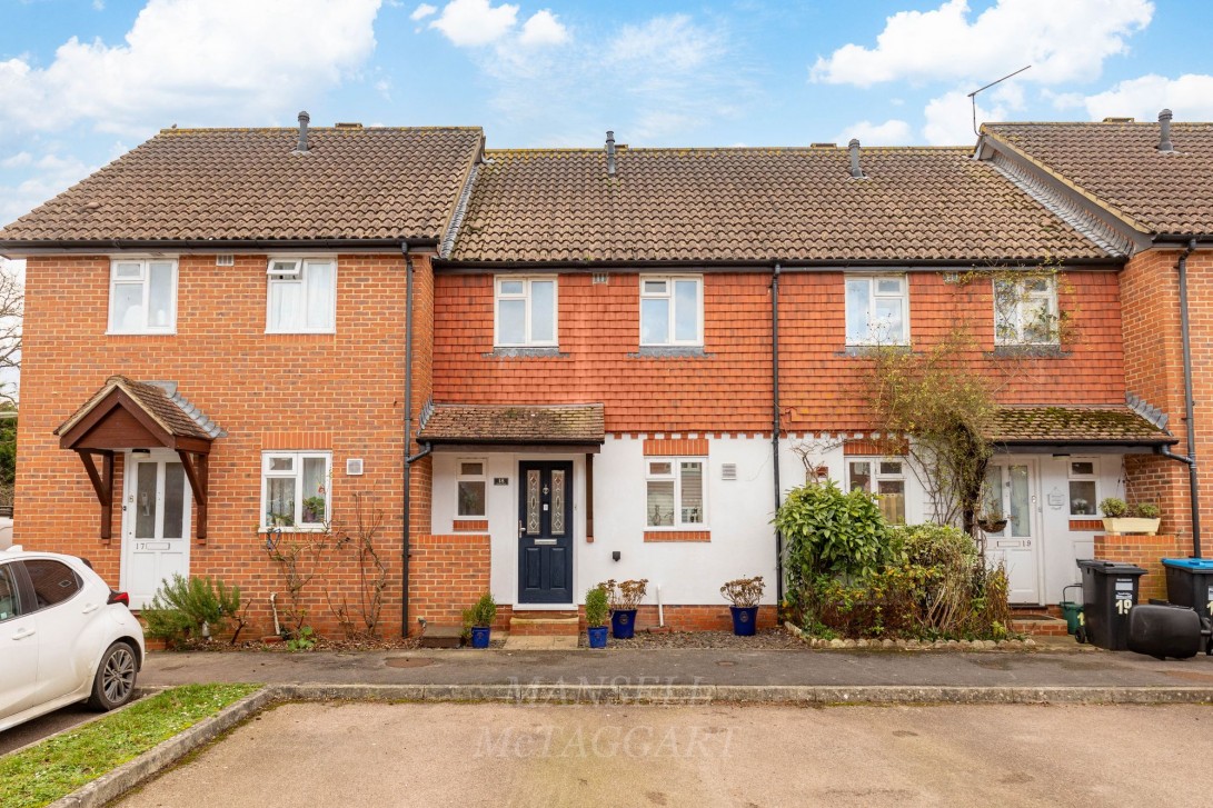 Photo of 18 Heather Walk, Horley