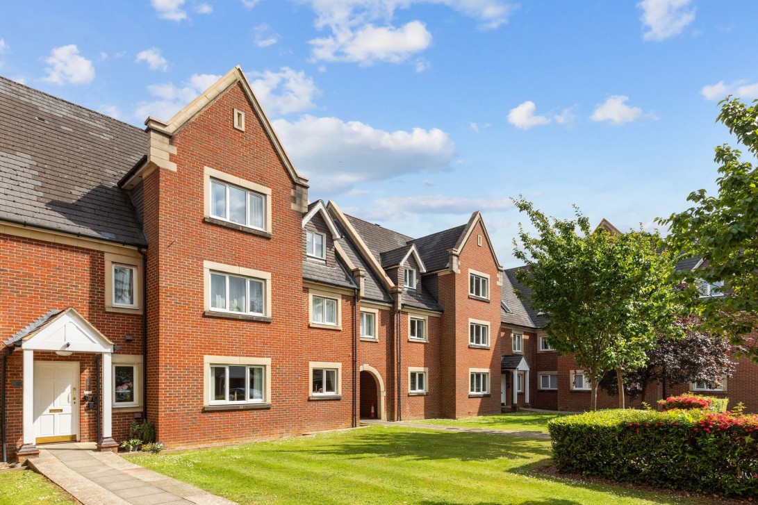 Photo of 29 Tanbridge Park, Horsham