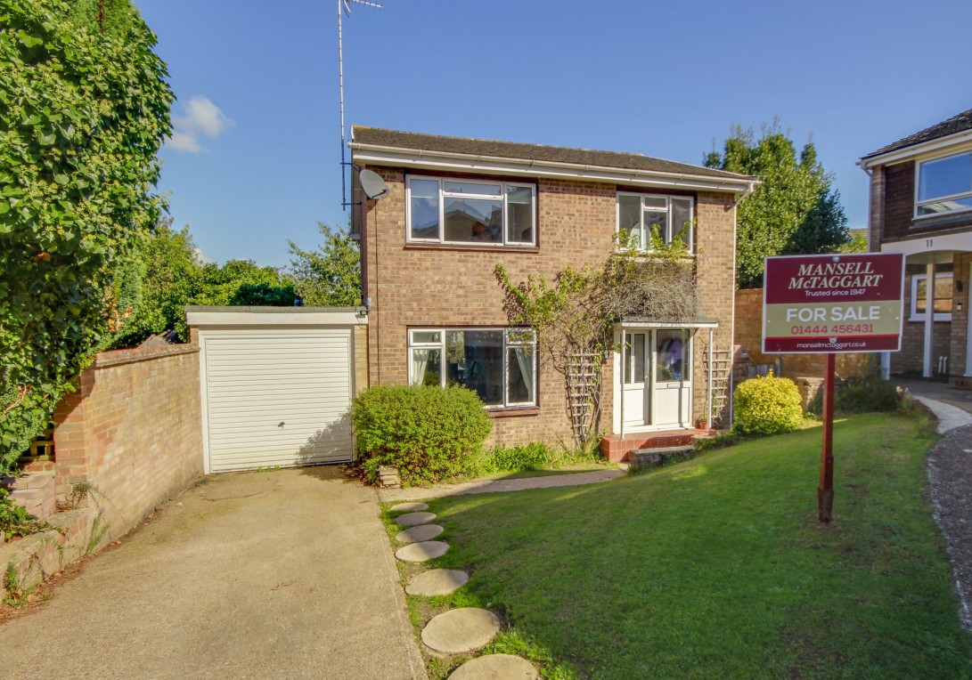Photo of 10 Nursery Close, Haywards Heath
