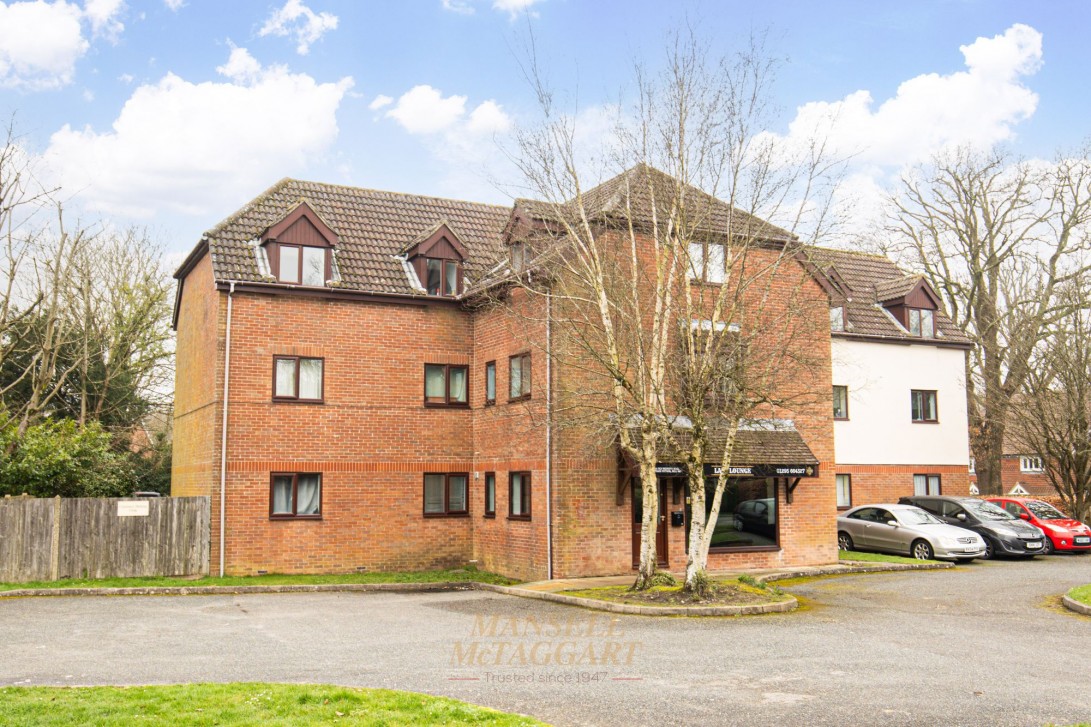 Photo of 9 Black Swan Close, Crawley