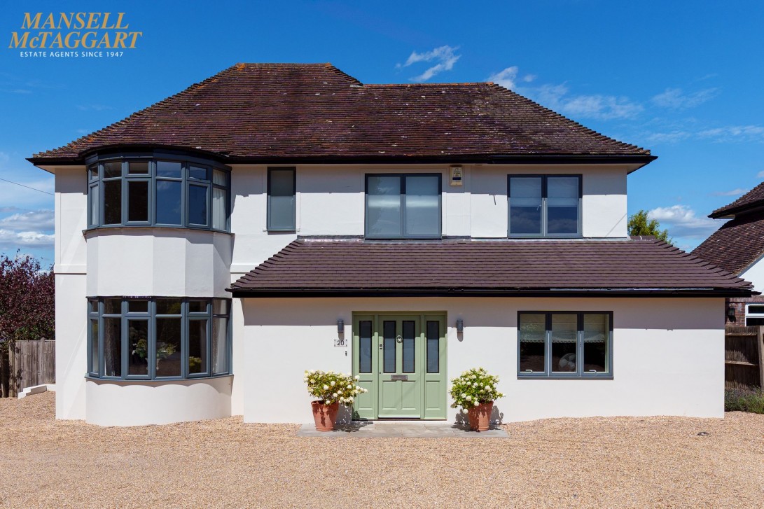 Photo of 20 Hurst Road, Hassocks