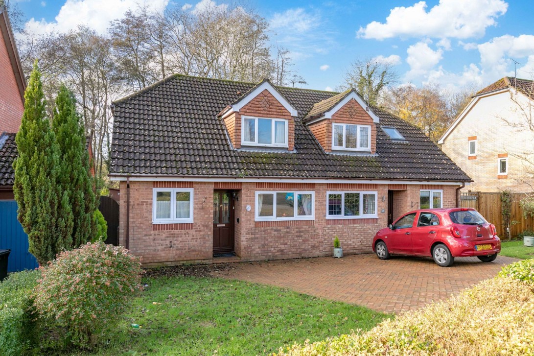 Photo of 11 Mindelheim Avenue, East Grinstead