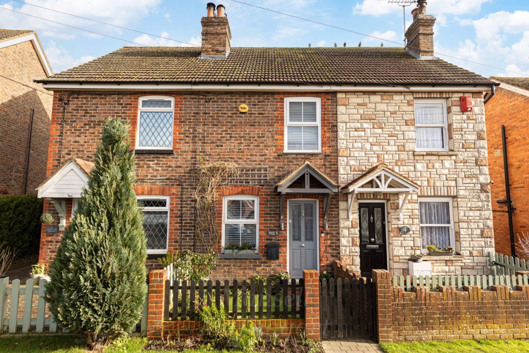 Photo of 5 Brookhill Road, Crawley
