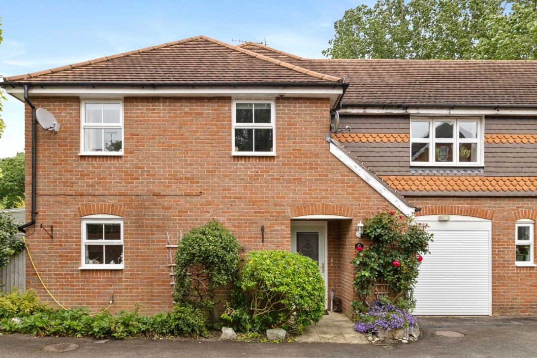 Photo of 81 Crowhurst Crescent, Pulborough