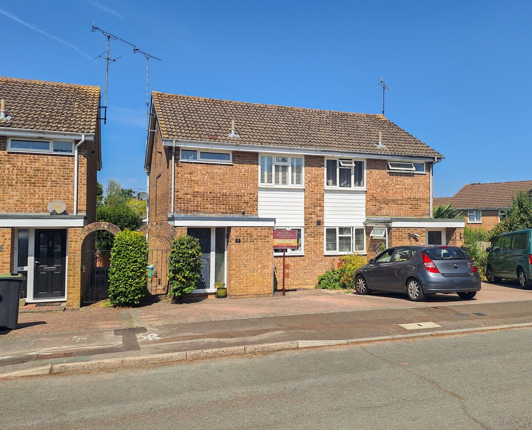 Photo of 5 Rowan Close, Haywards Heath