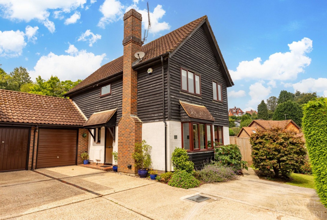 Photo of 7 Beckett Way, East Grinstead