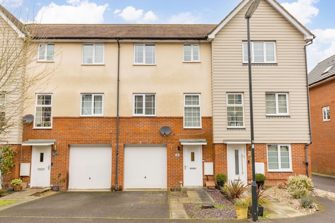 Photo of 25 Grayrigg Road, Crawley