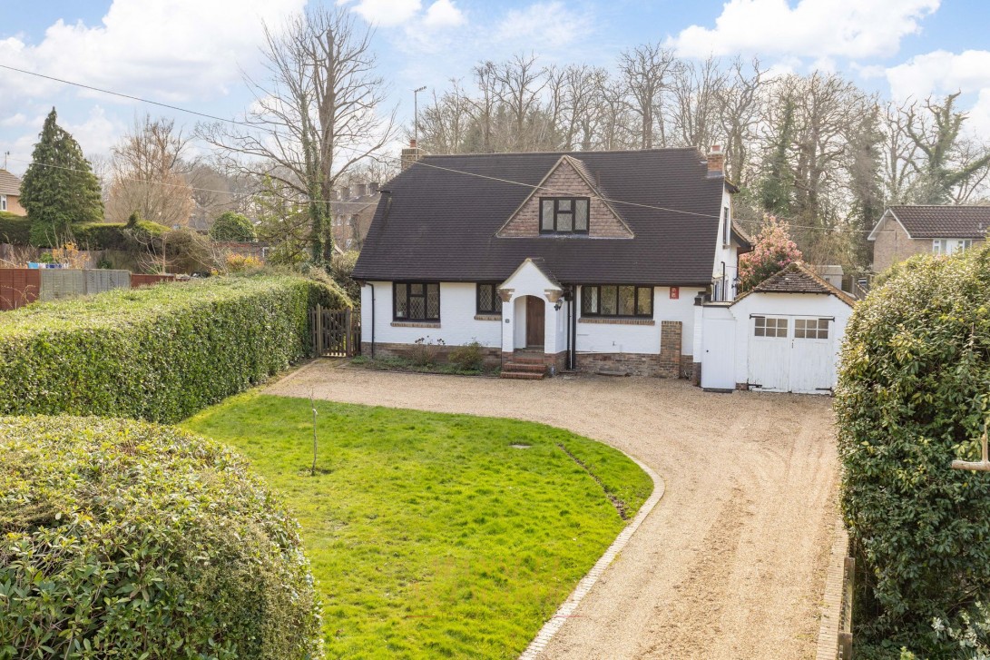 Photo of 3 Mount Close, Crawley