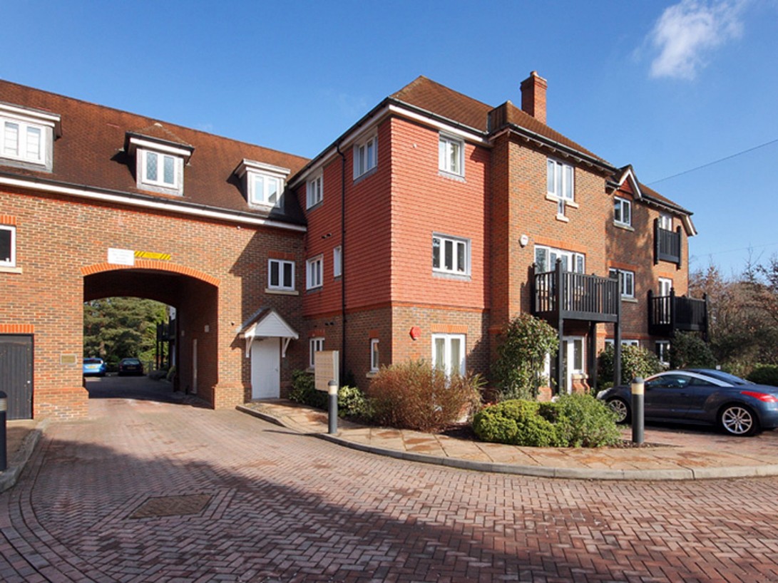 Photo of Flat 15, Crawley