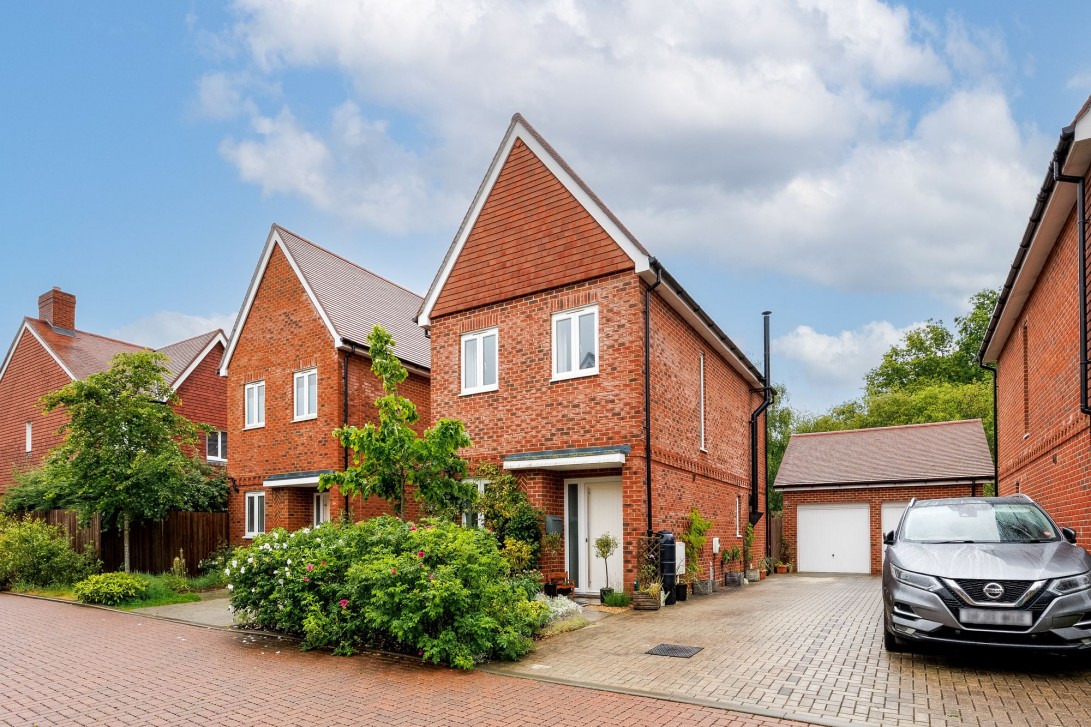 Photo of 18 Meadow Way, Lewes