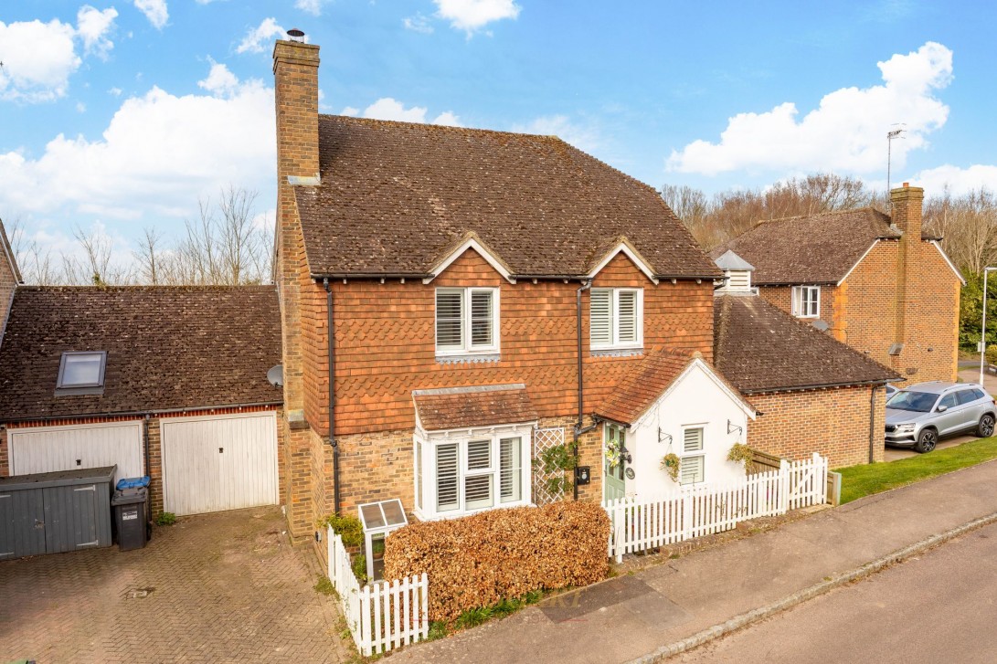 Photo of 4 Bluebell Close, East Grinstead