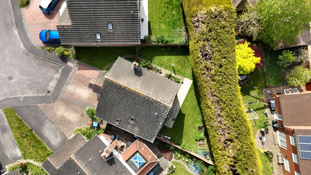 Photo of 7 High Seat Gardens Saxon Close, Billingshurst