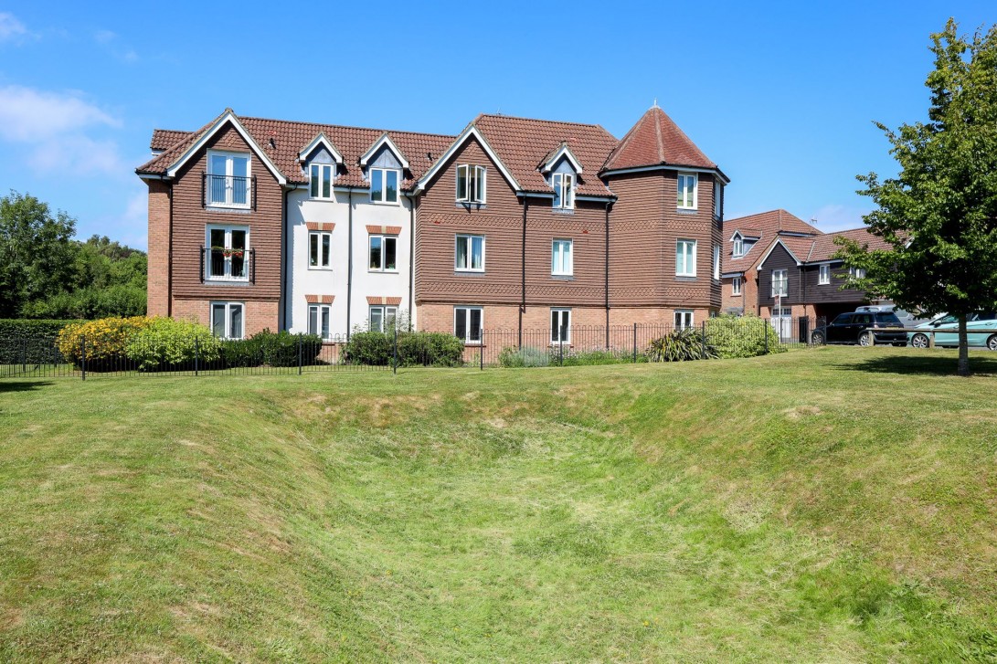 Photo of Flat 1, Burgess Hill