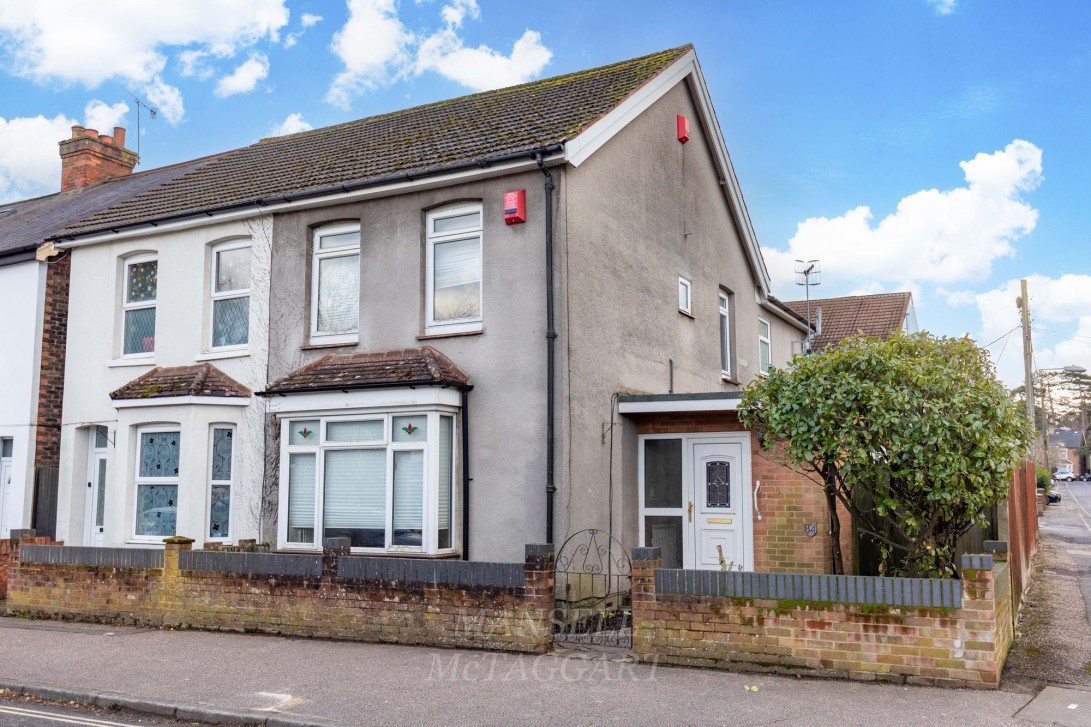 Photo of 84 Ifield Road, Crawley