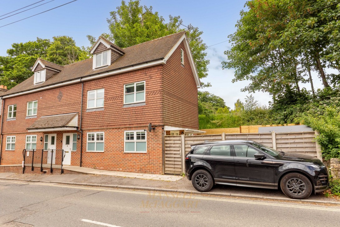 Photo of 21 College Lane, East Grinstead
