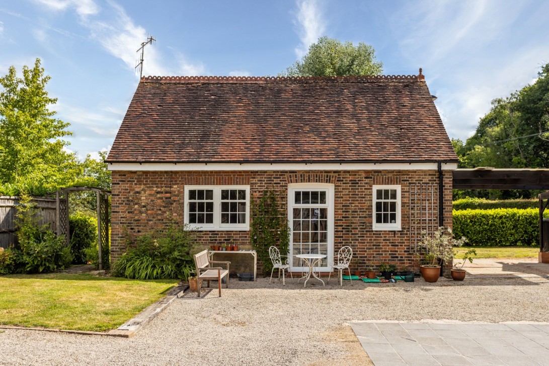 Photo of Collendean Barn, Norwood Hill, Horley