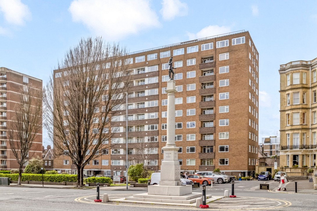 Photo of 62 Coombe Lea Grand Avenue, Hove