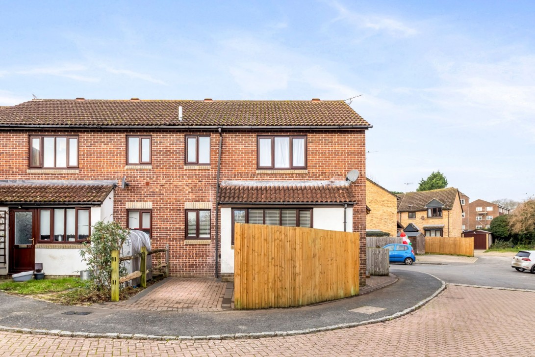 Photo of 32 Farnefold Road, Steyning